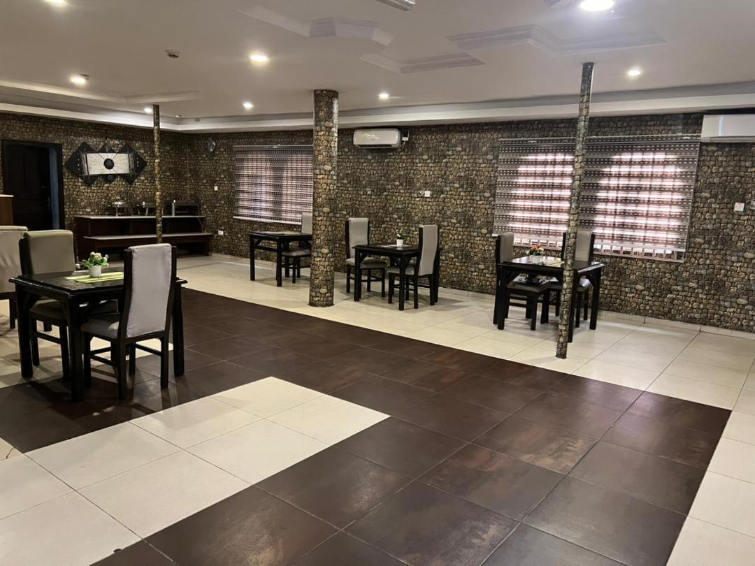 拉各斯 Presken Shonibare Estate酒店 外观 照片